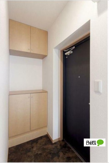 玄関　※別室参考写真