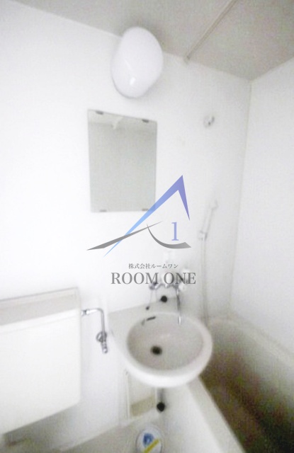 洗面設備　洗面台です。