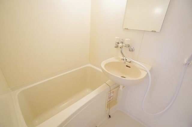 バス・シャワールーム　同仕様写真