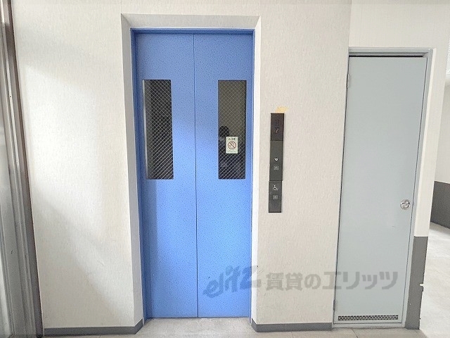 その他　エレベーター