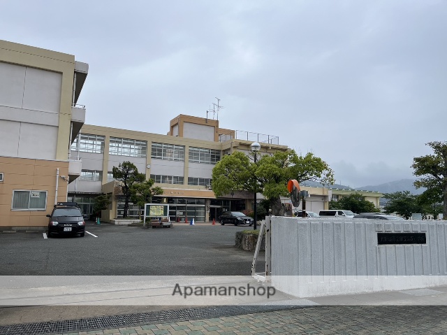 小学校　御笠の森小学校（小学校）まで954m