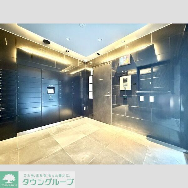 エントランス　エントランス