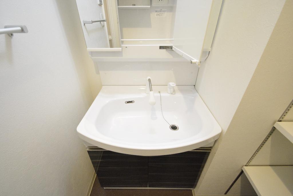 洗面設備　洗髪洗面化粧台