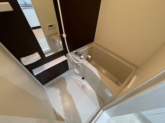 バス・シャワールーム　※別部屋の写真です