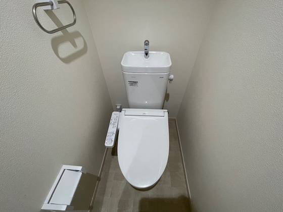 トイレ　※別部屋の写真です