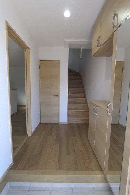 玄関　参考写真です。