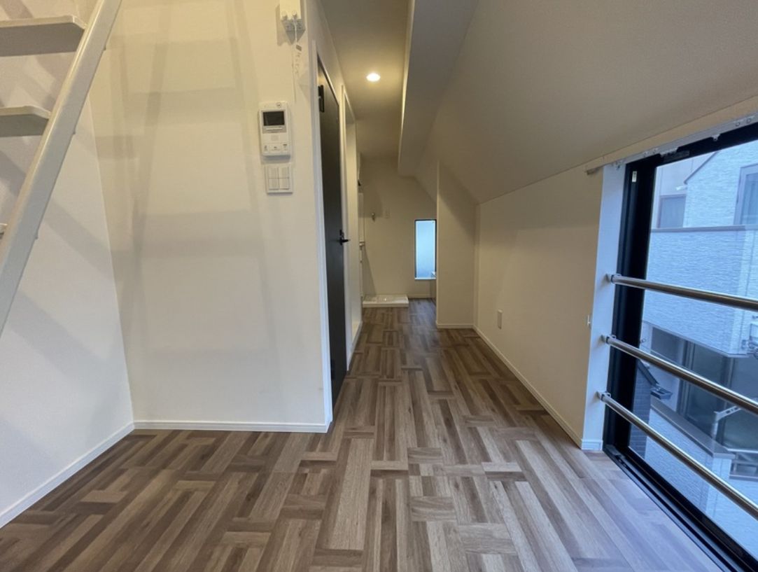 居室・リビング　(同一仕様写真)