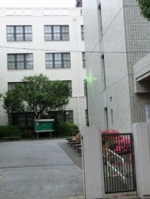 大学・短大　上智大学 市ヶ谷キャンパス（大学・短大）まで1398m