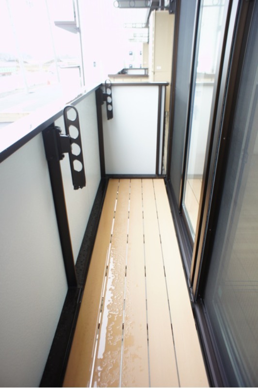 バルコニー　図面と現状に相違がある場合には現状を優先