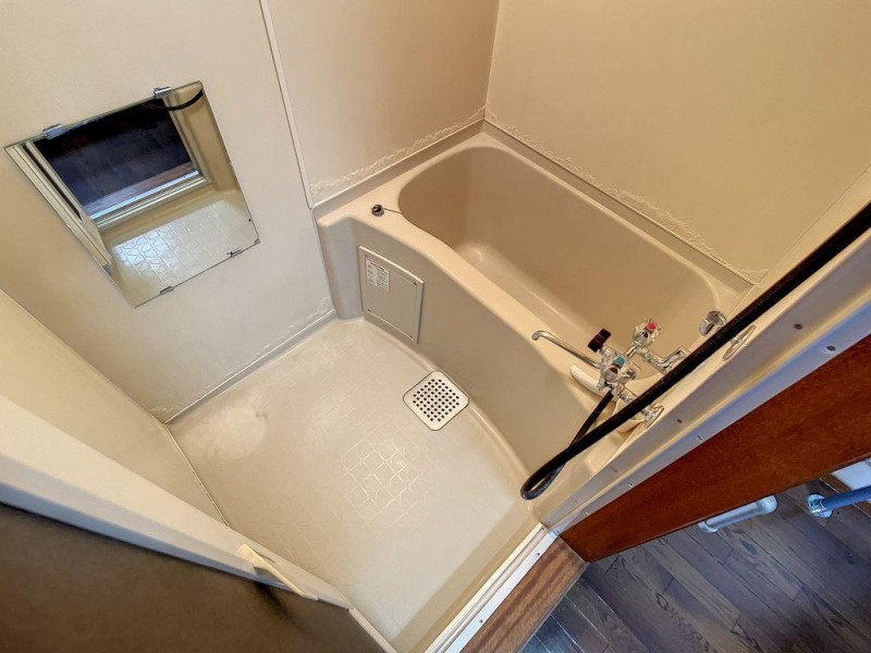 バス・シャワールーム　浴室