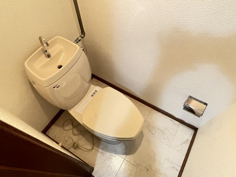 トイレ　トイレ