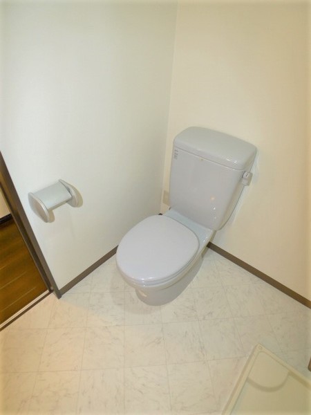 トイレ　別室参考写真