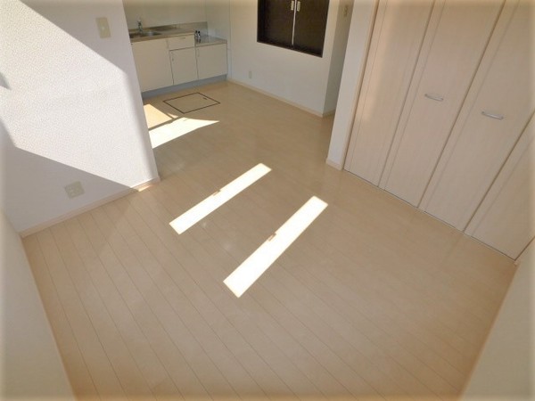 居室・リビング　別室参考写真