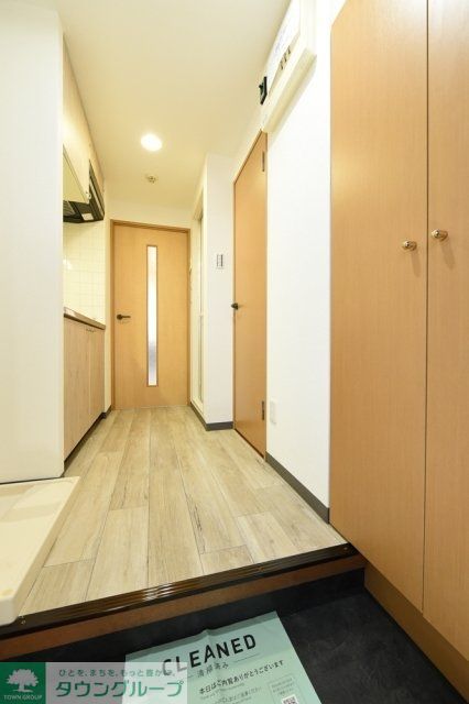 玄関　同じ間取の別部屋写真