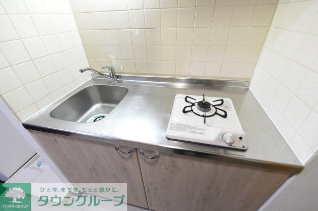 キッチン　同じ間取の別部屋写真