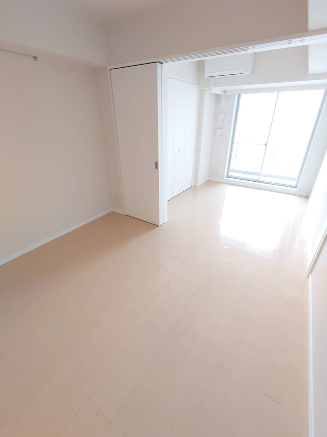 その他　LDKフローリング8.6帖