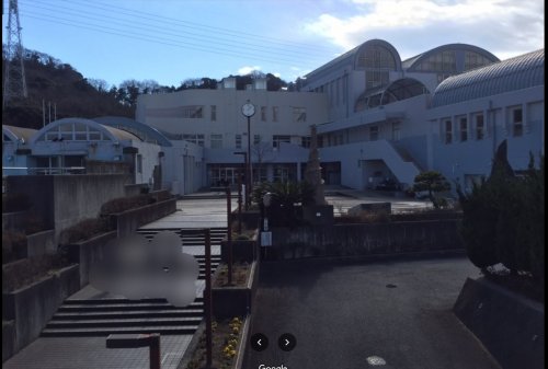 中学校　逗子市立沼間中学校（中学校）まで1520m