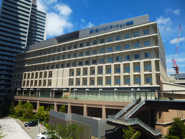 病院　社会医療法人愛仁会高槻病院（病院）まで445m