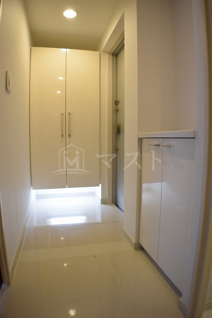 玄関　他号室参考写真