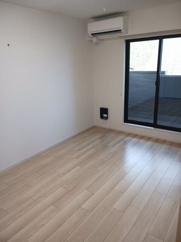 居室・リビング　ゆったり過ごせる居間です