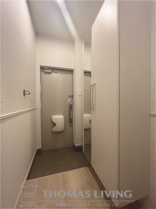 玄関　※建築中のため、同シリーズの写真をご参照下さい。