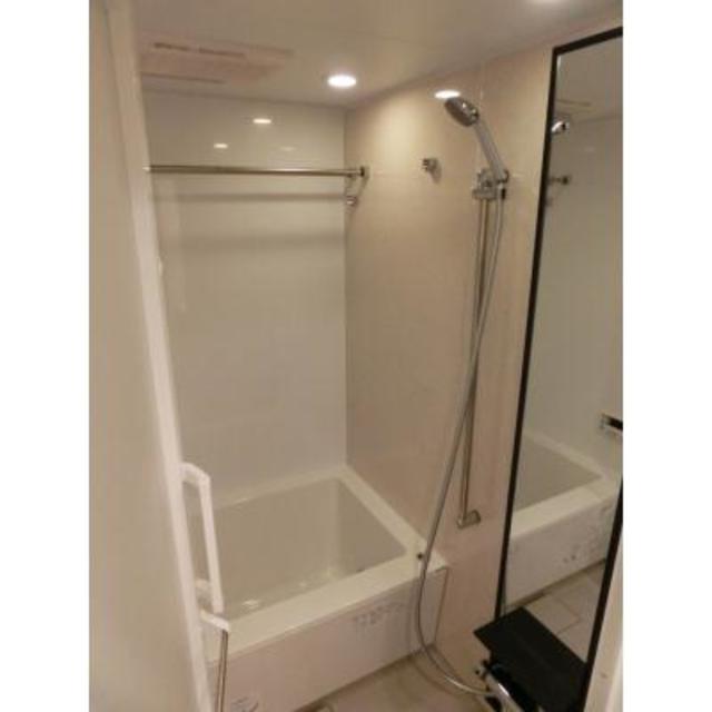 バス・シャワールーム　※写真は同タイプ住戸です。