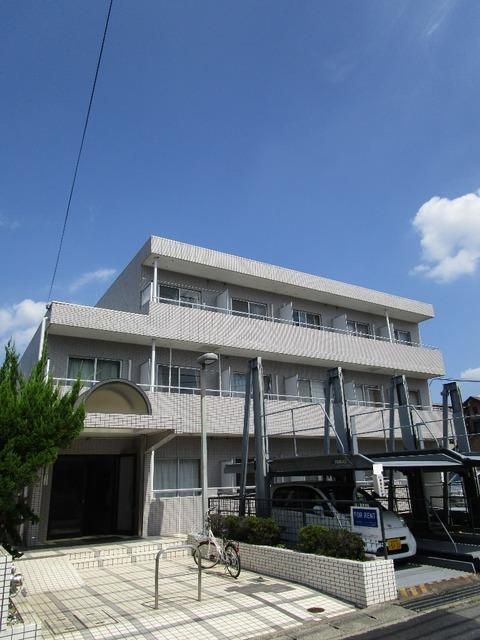 建物外観　★日当たり良好のマンションタイプ★