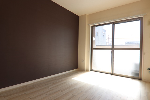 居室・リビング　※別室の参考写真の為、現況優先です。