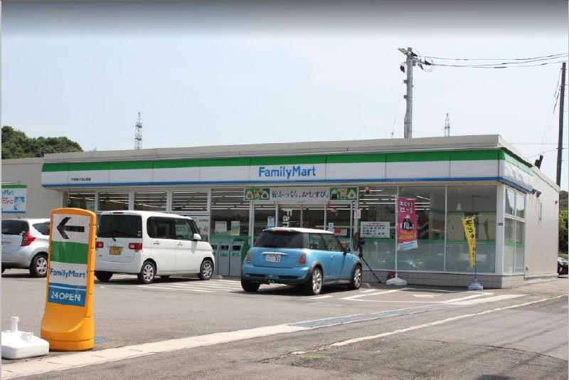 コンビニ　ファミリーマート宇部南小羽山町店（コンビニ）まで1400m