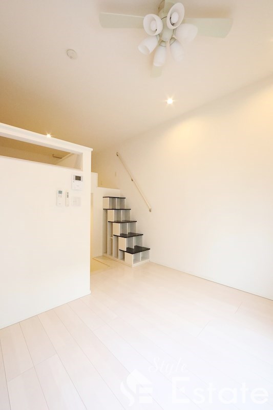 その他部屋・スペース　洋室別角度