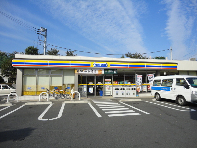 コンビニ　ミニストップ（コンビニ）まで270m