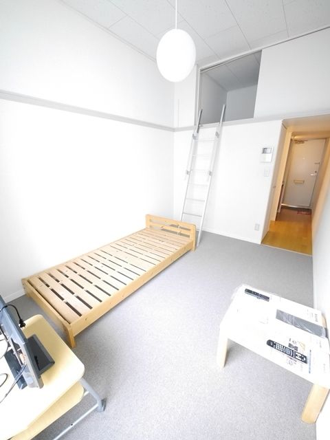 居室・リビング　★明るいお部屋です★