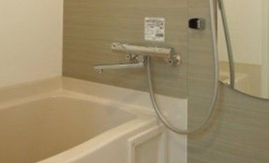 バス・シャワールーム　☆ゆったりくつろげるお風呂☆