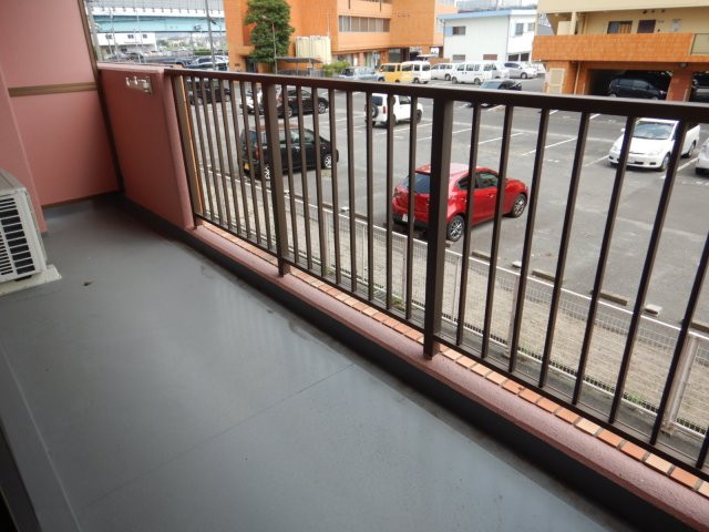 バルコニー　岡山市中区倉田　ネクスト倉田西館　３LDK　バルコニー