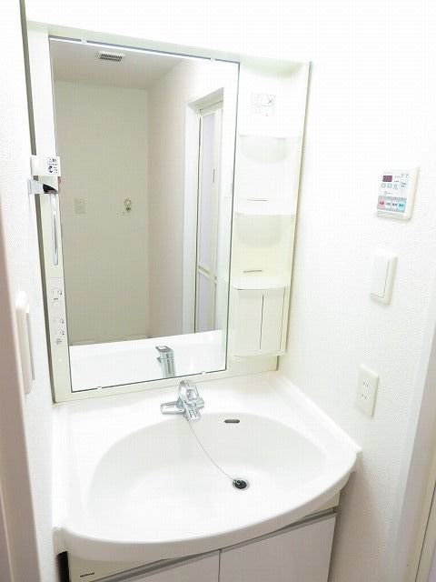 洗面設備　☆嬉しい独立洗面台☆