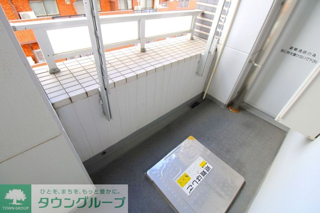 バルコニー　バルコニー