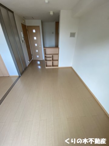 居室・リビング　使いやすいリビングです（同タイプのお部屋です。現況を優先しま