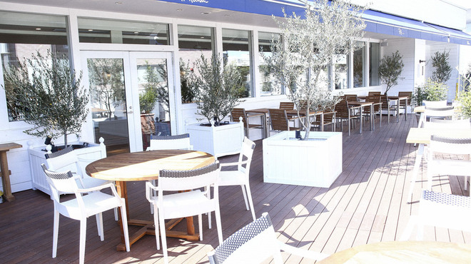 飲食店　ロンハーマン カフェ 玉川高島屋S・C店（飲食店）まで483m