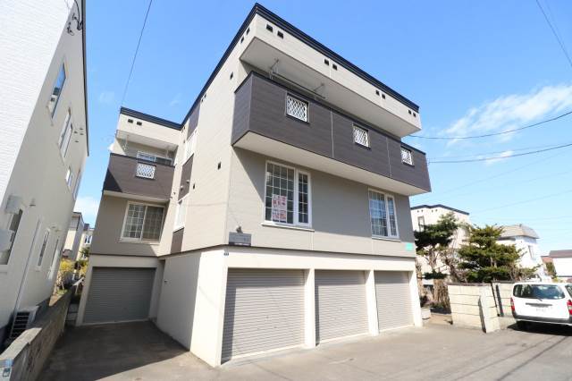 建物外観　綺麗な外観です♪