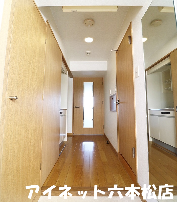 玄関　玄関からはこんな感じです