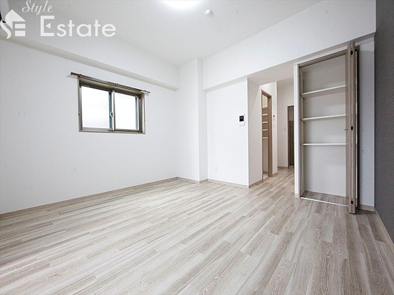 居室・リビング　内装