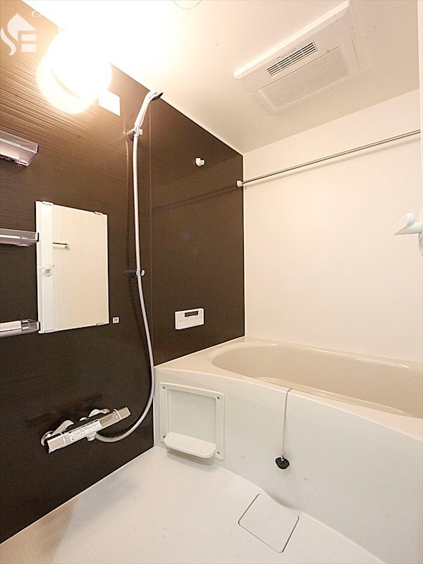 バス・シャワールーム　バスルーム