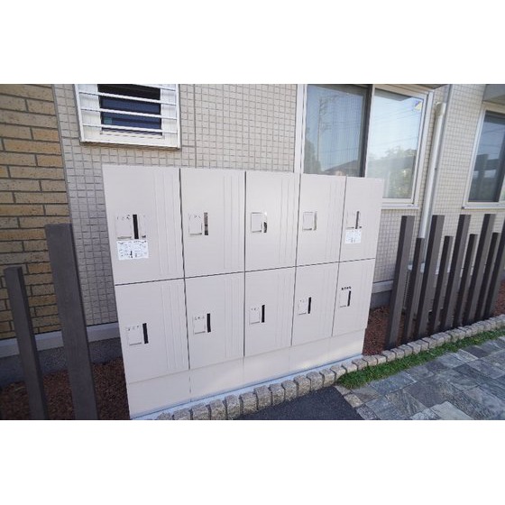 その他　宅配ボックスあり