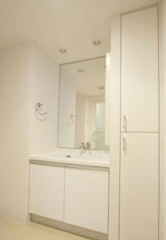 洗面設備　※別部屋の参考写真です。