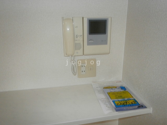 セキュリティ　モニター付インターホン