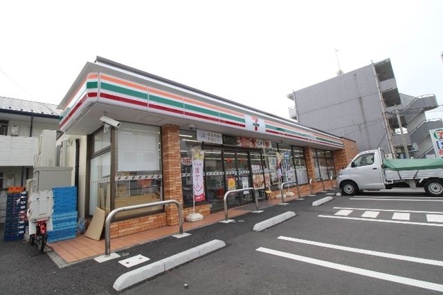 コンビニ　セブンイレブン川崎長沢4丁目店（コンビニ）まで750m