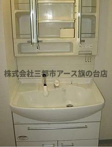 洗面設備　コアオリベ