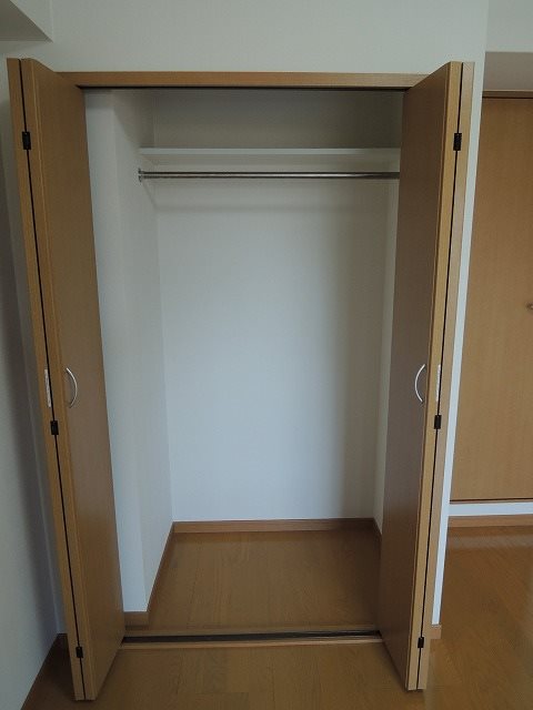 収納　(同マンション別部屋)