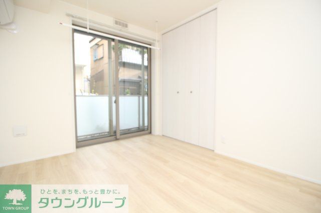 居室・リビング　別号室参考写真
