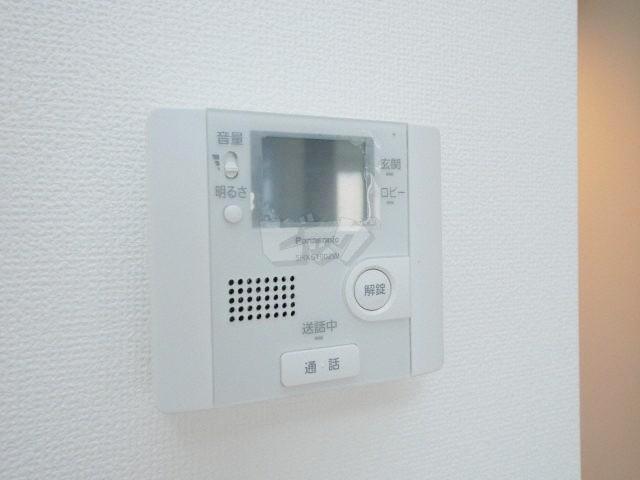 セキュリティ　来客の顔が見えて安心！TVモニターホン付きです♪